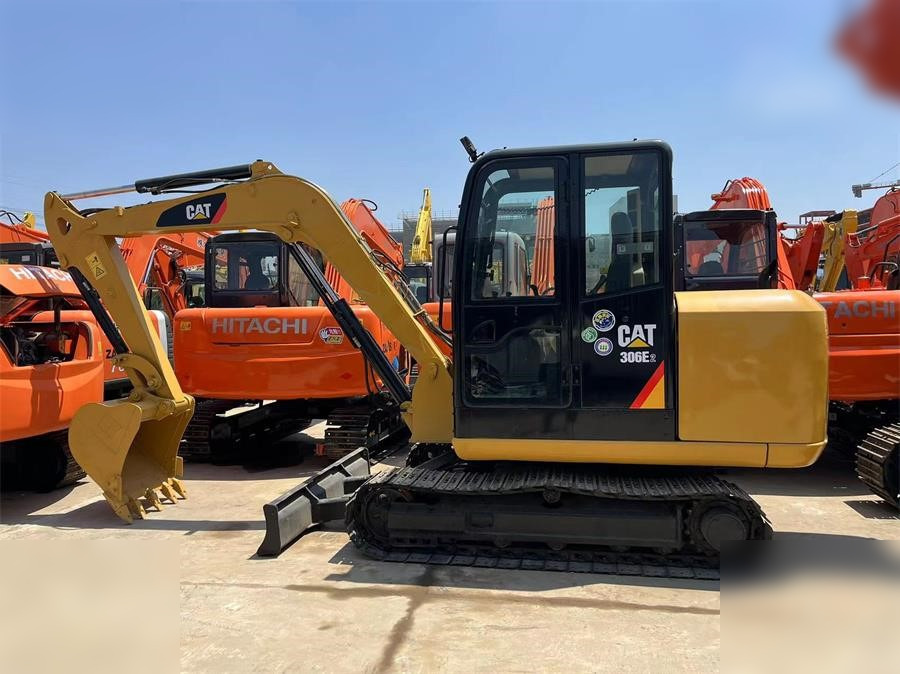 CATERPILLAR 306E - 履带式挖掘机:图1 CATERPILLAR 306E - 履带式挖掘机:图1