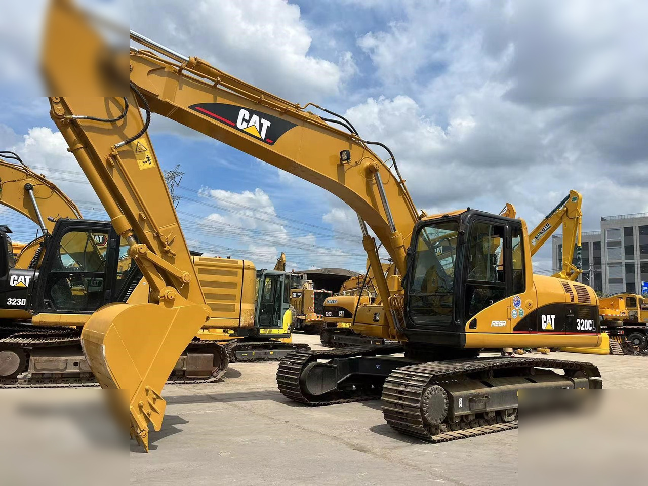 CATERPILLAR 320CL - 履带式挖掘机:图5 CATERPILLAR 320CL - 履带式挖掘机:图5