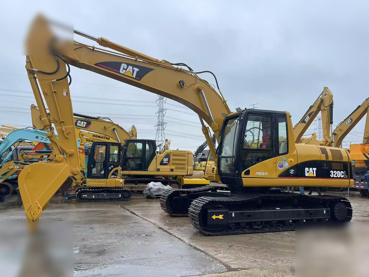CATERPILLAR 320CL - 履带式挖掘机:图1 CATERPILLAR 320CL - 履带式挖掘机:图1