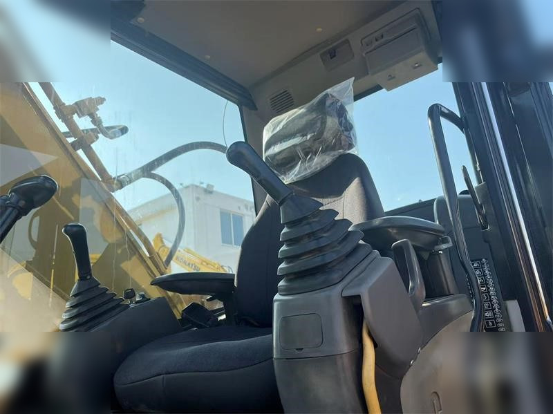 履带式挖掘机 CATERPILLAR 320DL：图7