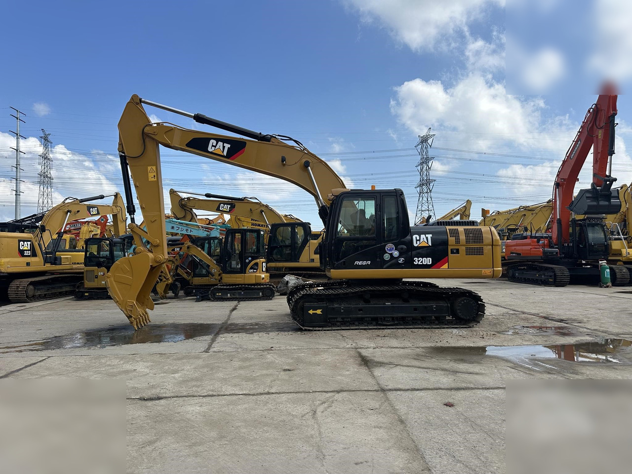 CATERPILLAR 320D - 履带式挖掘机:图1 CATERPILLAR 320D - 履带式挖掘机:图1