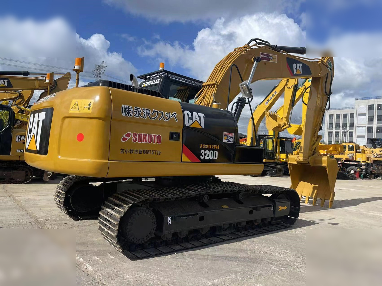 CATERPILLAR 320D - 履带式挖掘机:图2 CATERPILLAR 320D - 履带式挖掘机:图2
