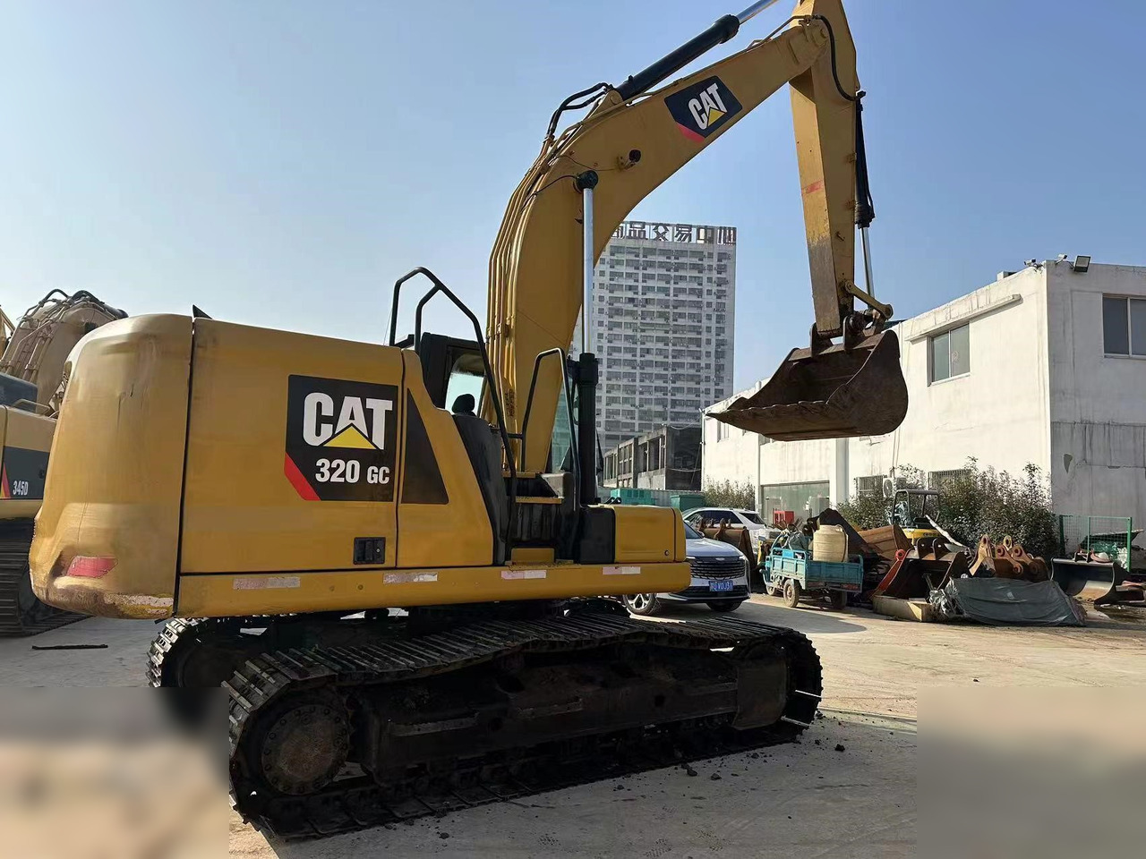 CATERPILLAR 320GC - 履带式挖掘机:图1 CATERPILLAR 320GC - 履带式挖掘机:图1
