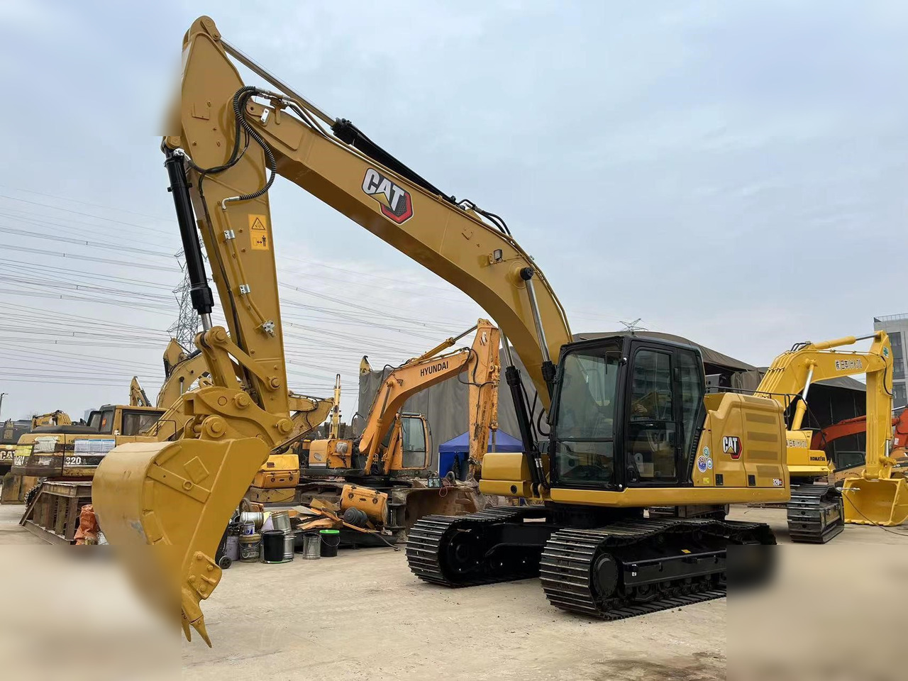 CATERPILLAR 320GC - 履带式挖掘机:图1 CATERPILLAR 320GC - 履带式挖掘机:图1