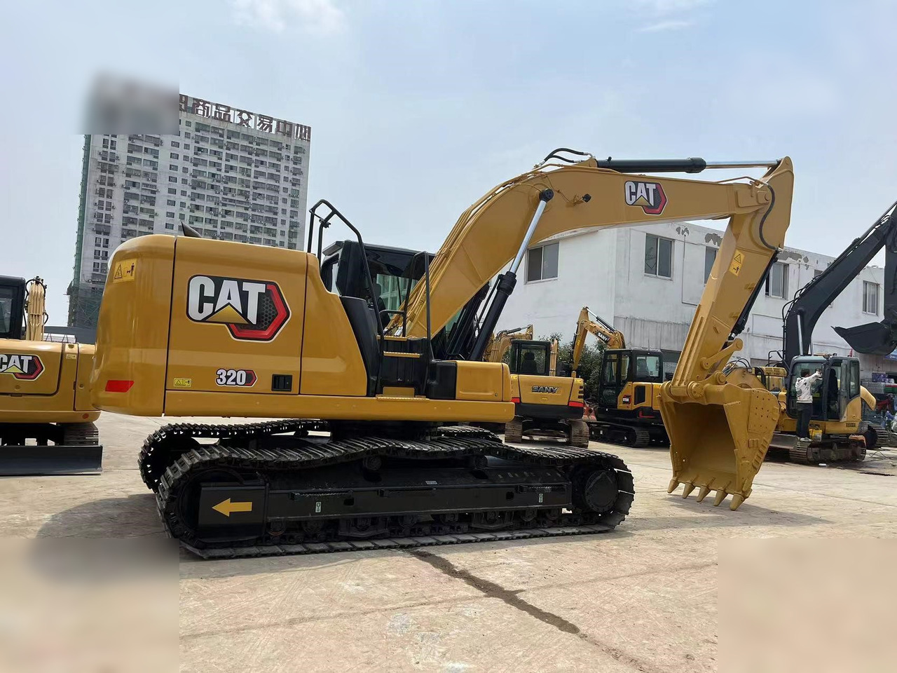 CATERPILLAR 320 - 履带式挖掘机:图2 CATERPILLAR 320 - 履带式挖掘机:图2