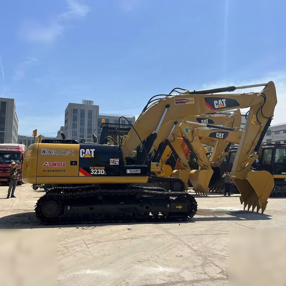 CATERPILLAR 323DL - 履带式挖掘机:图1 CATERPILLAR 323DL - 履带式挖掘机:图1