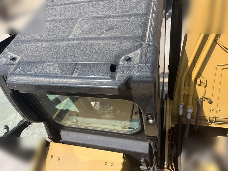 CATERPILLAR 323 - 履带式挖掘机:图5 CATERPILLAR 323 - 履带式挖掘机:图5