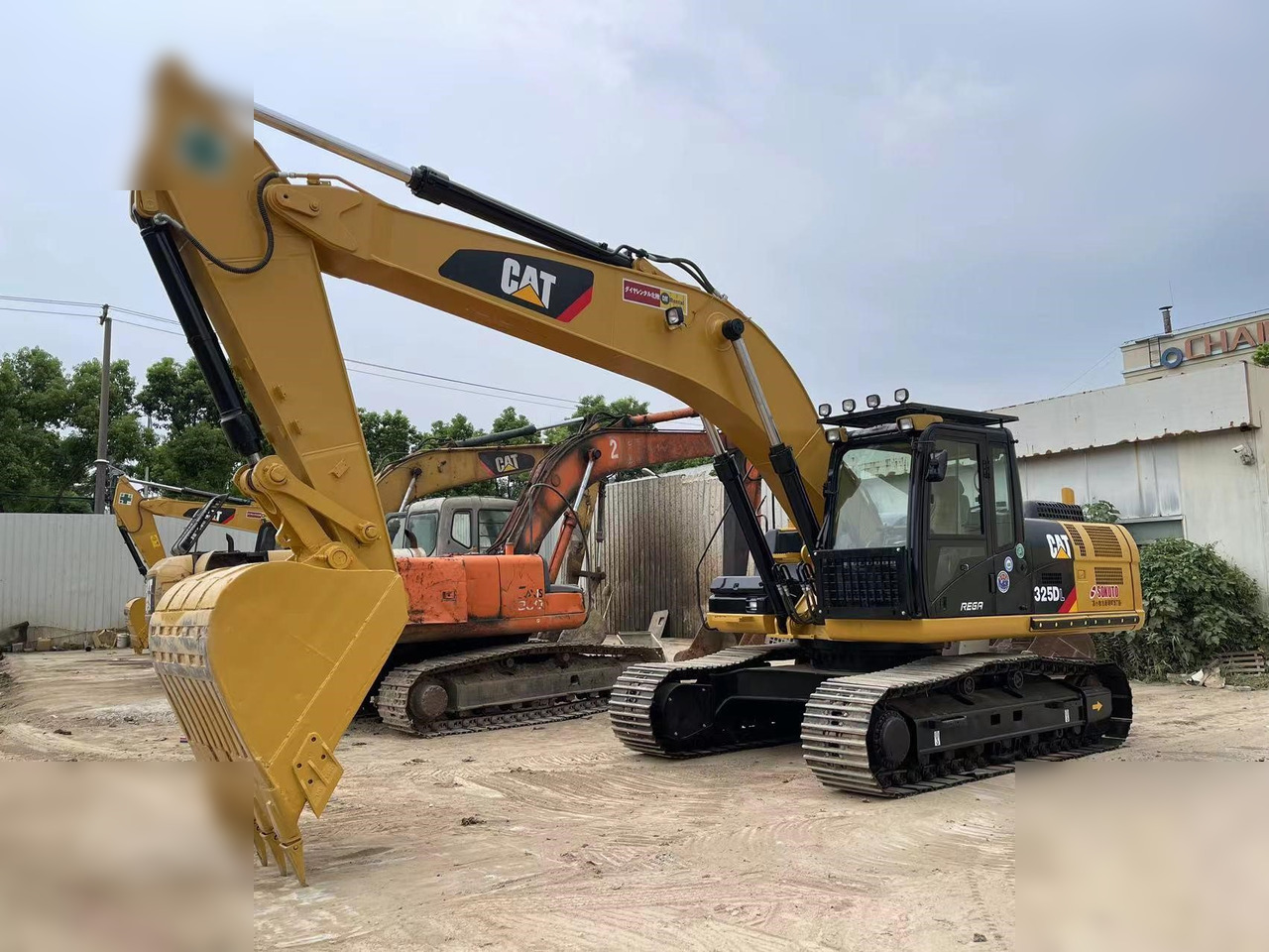 CATERPILLAR 325DL - 履带式挖掘机:图2 CATERPILLAR 325DL - 履带式挖掘机:图2