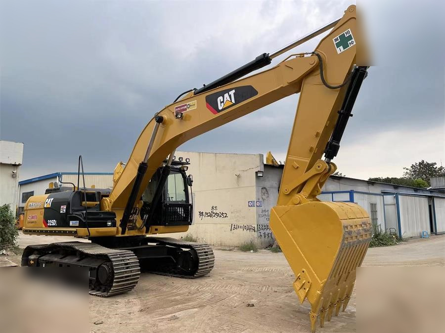 CATERPILLAR 325DL - 履带式挖掘机:图2 CATERPILLAR 325DL - 履带式挖掘机:图2