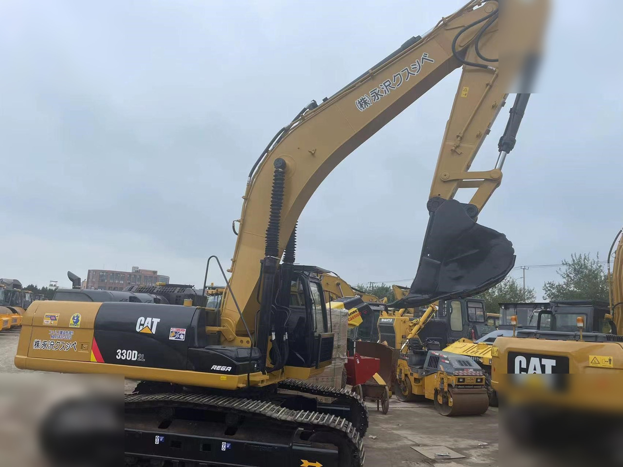 CATERPILLAR 330D2 - 履带式挖掘机:图1 CATERPILLAR 330D2 - 履带式挖掘机:图1