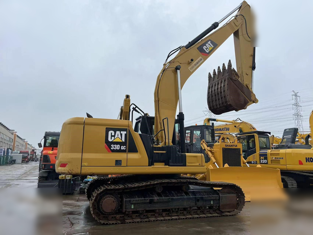 CATERPILLAR 330GC - 履带式挖掘机:图1 CATERPILLAR 330GC - 履带式挖掘机:图1