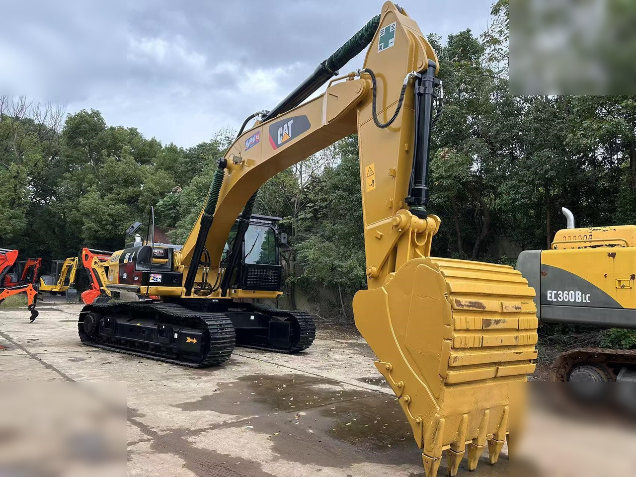 CATERPILLAR 336D - 履带式挖掘机:图1 CATERPILLAR 336D - 履带式挖掘机:图1