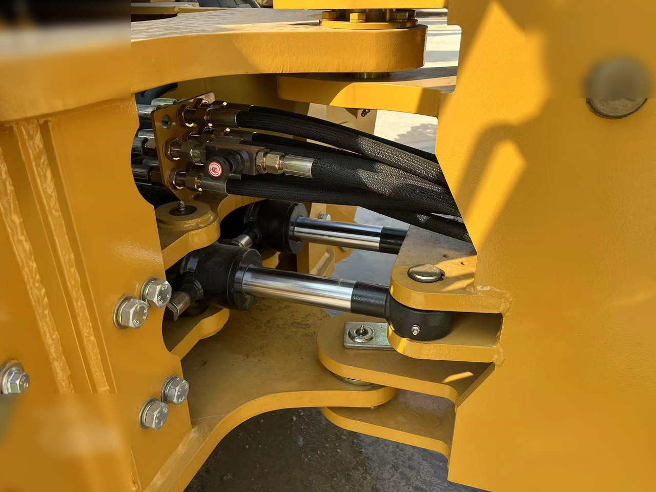 CATERPILLAR 420F - 反铲装载机:图5 CATERPILLAR 420F - 反铲装载机:图5