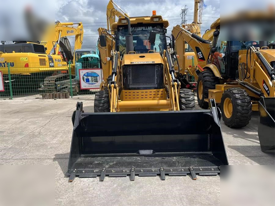 CATERPILLAR 430F - 反铲装载机:图3 CATERPILLAR 430F - 反铲装载机:图3