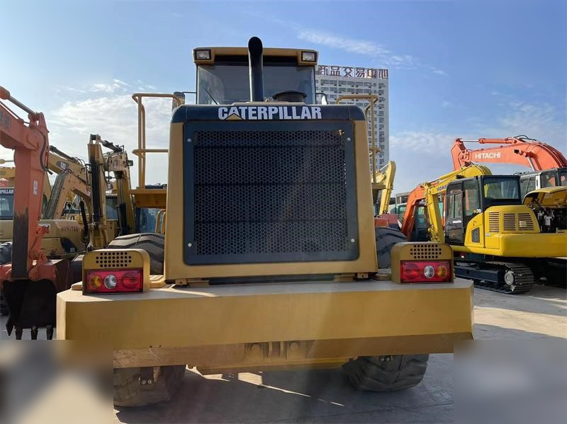 CATERPILLAR 966G - 轮式装载机:图2 CATERPILLAR 966G - 轮式装载机:图2