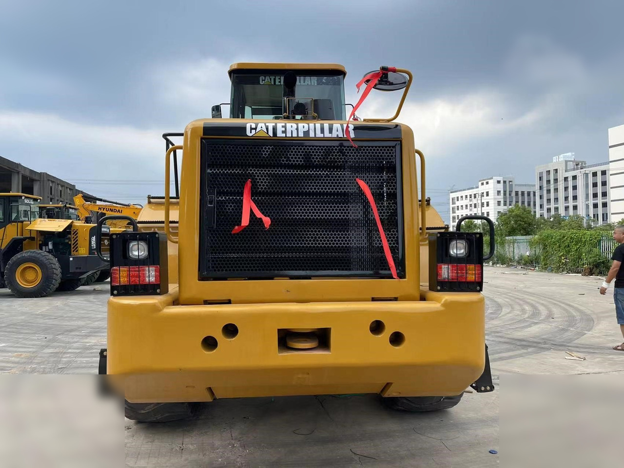 CATERPILLAR 966H - 轮式装载机:图4 CATERPILLAR 966H - 轮式装载机:图4