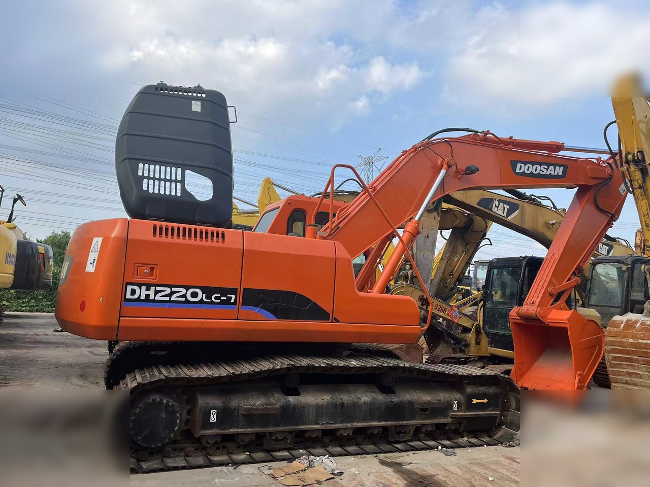 履带式挖掘机 DOOSAN DH220 LC-7：图1