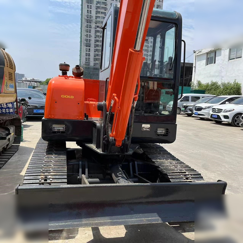 DOOSAN DH55-V - 小型挖掘机:图5 DOOSAN DH55-V - 小型挖掘机:图5