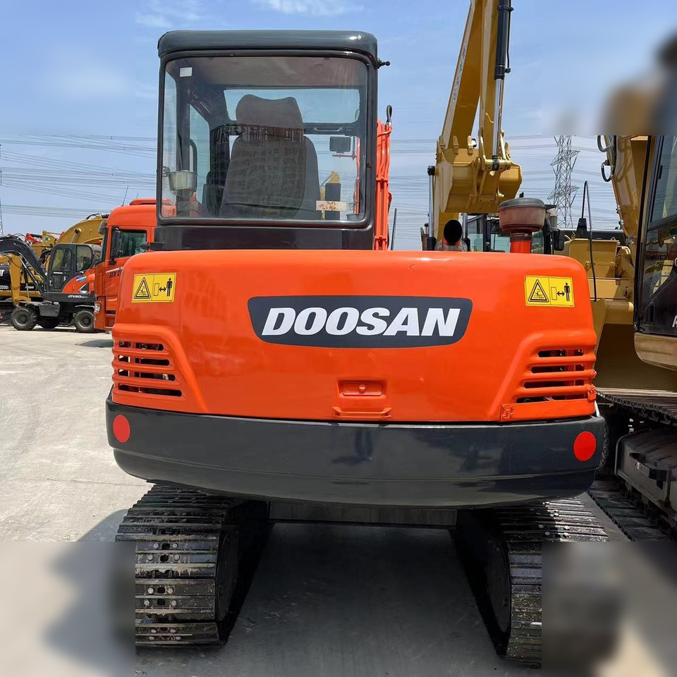 DOOSAN DH55-V - 小型挖掘机:图4 DOOSAN DH55-V - 小型挖掘机:图4