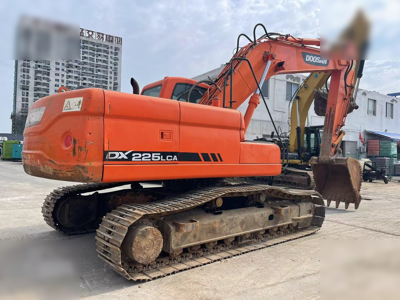 DOOSAN DX225 LCA - 履带式挖掘机:图3 DOOSAN DX225 LCA - 履带式挖掘机:图3