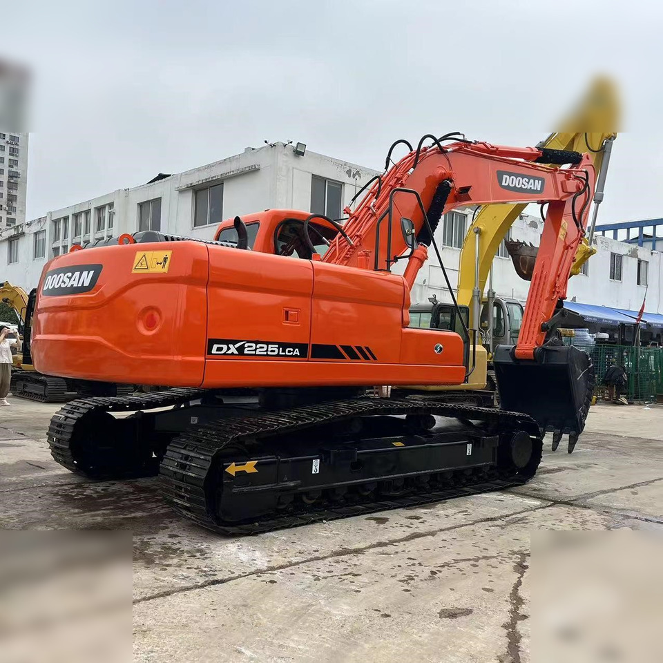 DOOSAN DX225 LCA - 履带式挖掘机:图4 DOOSAN DX225 LCA - 履带式挖掘机:图4