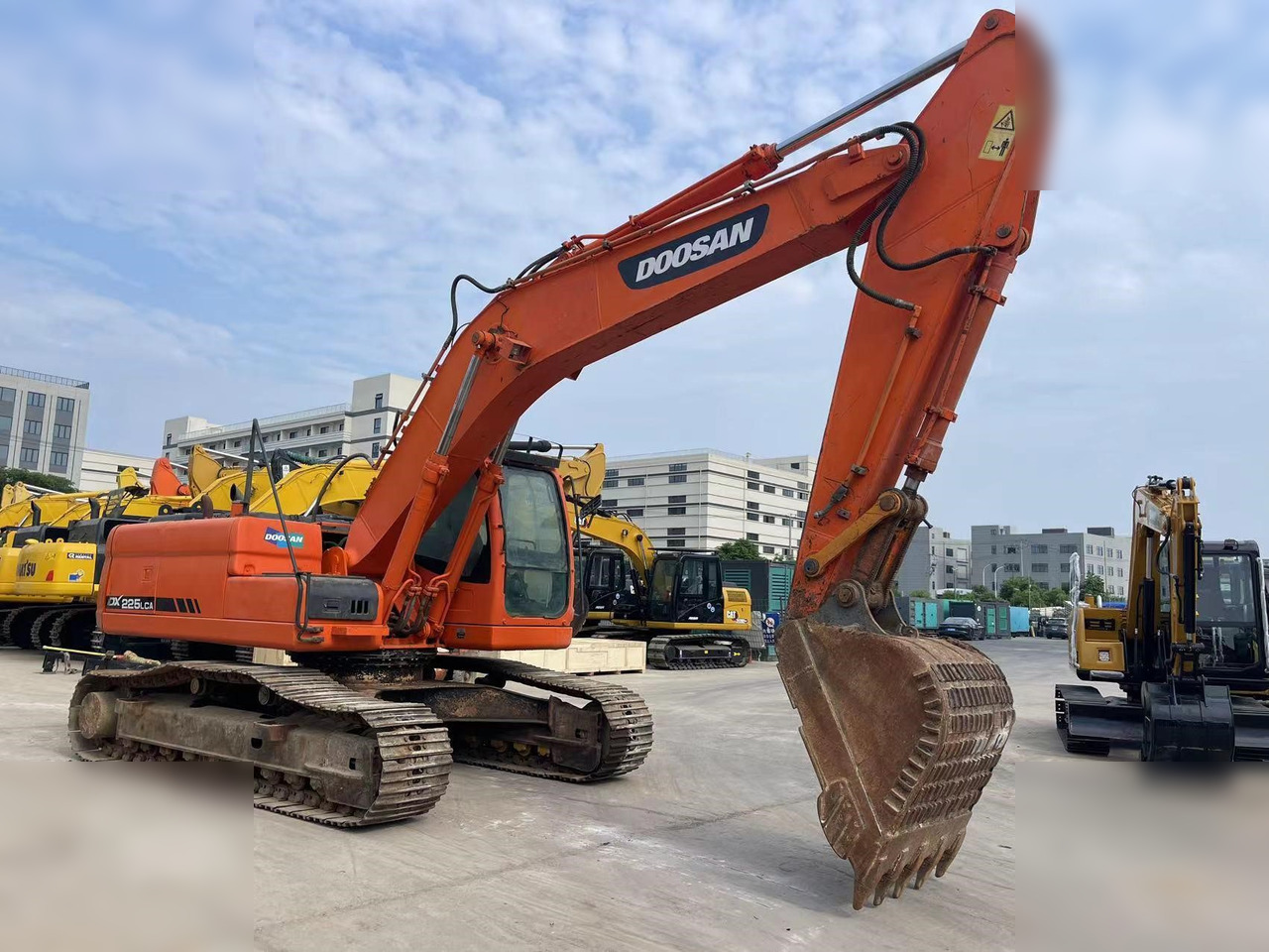 DOOSAN DX225 LCA - 履带式挖掘机:图5 DOOSAN DX225 LCA - 履带式挖掘机:图5