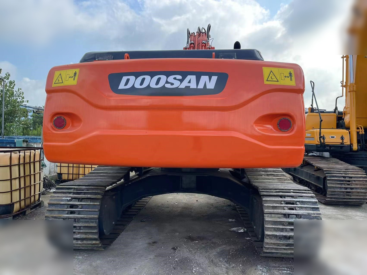 DOOSAN DX225 LCA - 履带式挖掘机:图5 DOOSAN DX225 LCA - 履带式挖掘机:图5