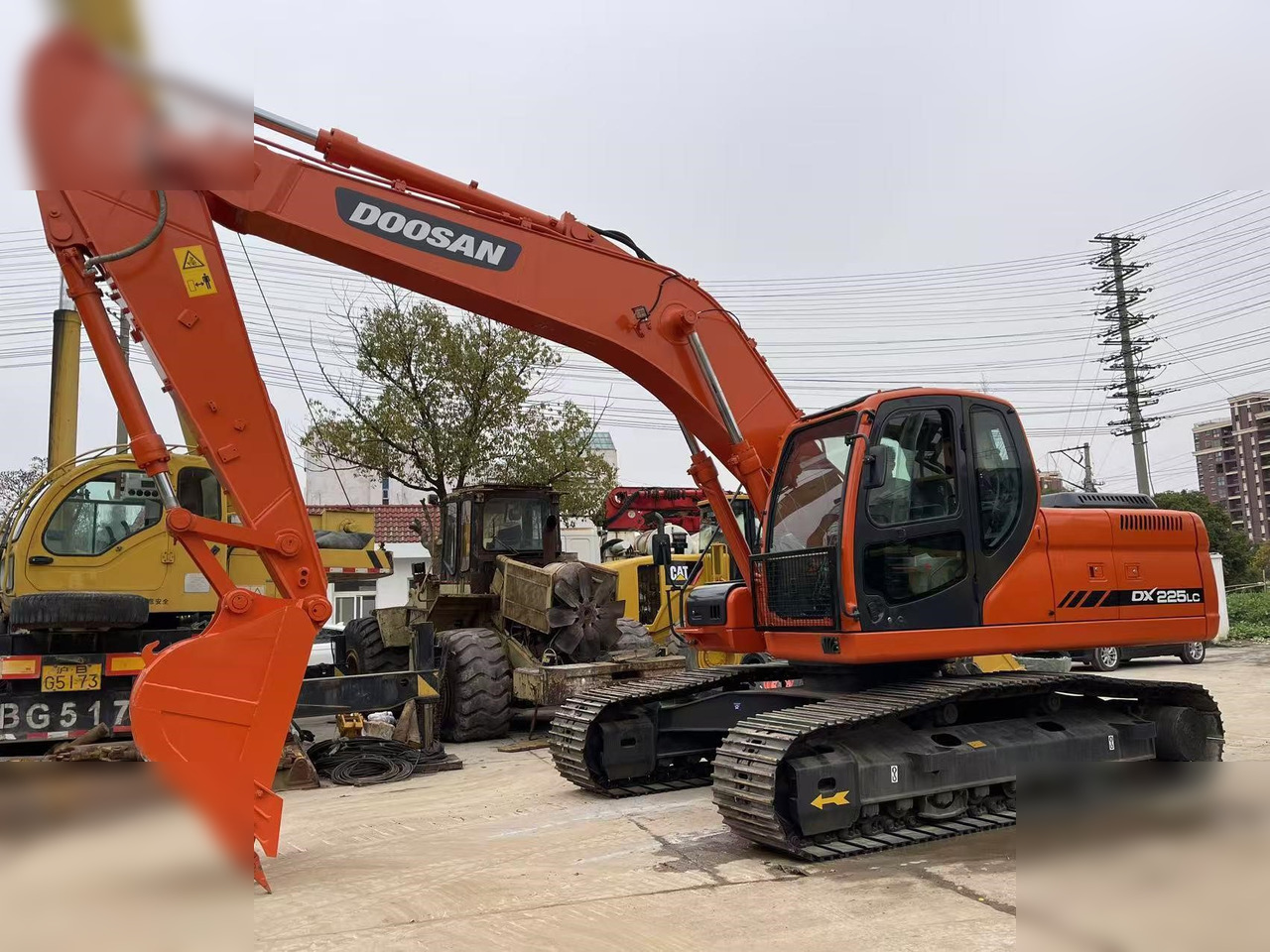 DOOSAN DX225 LC - 履带式挖掘机:图2 DOOSAN DX225 LC - 履带式挖掘机:图2