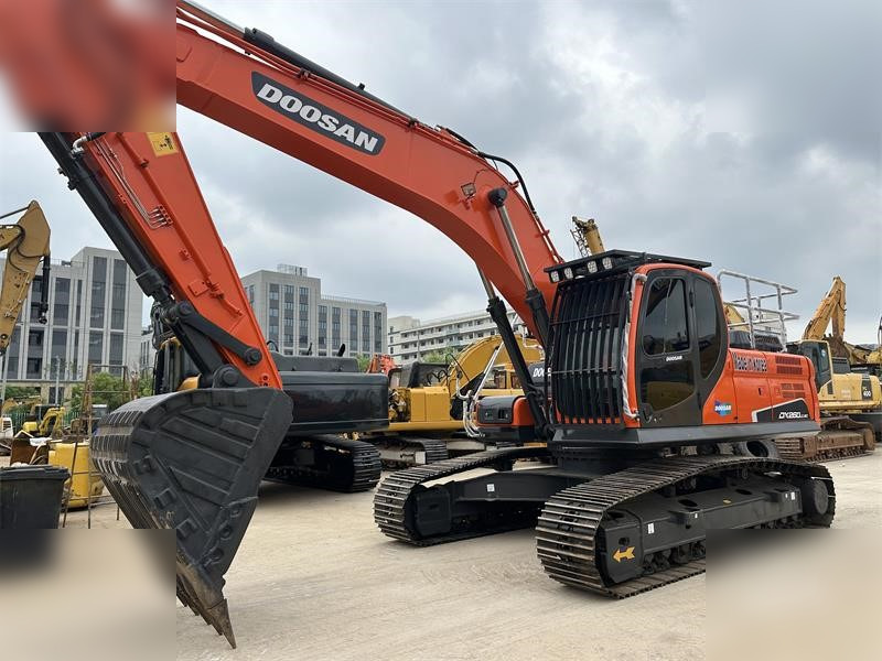 DOOSAN DX260 LC - 履带式挖掘机:图4 DOOSAN DX260 LC - 履带式挖掘机:图4