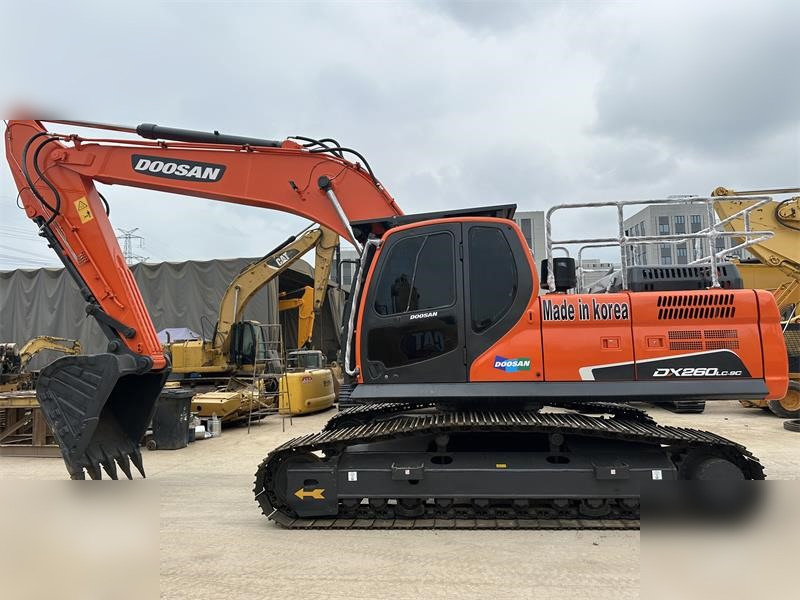 DOOSAN DX260 LC - 履带式挖掘机:图2 DOOSAN DX260 LC - 履带式挖掘机:图2