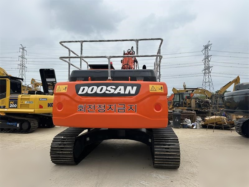 DOOSAN DX260 LC - 履带式挖掘机:图3 DOOSAN DX260 LC - 履带式挖掘机:图3