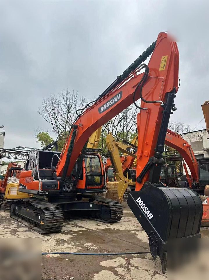 DOOSAN DX300 LC - 履带式挖掘机:图5 DOOSAN DX300 LC - 履带式挖掘机:图5