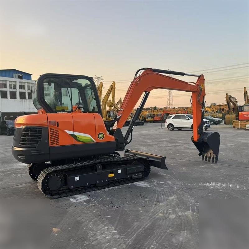 DOOSAN DX60E-10N - 履带式挖掘机:图4 DOOSAN DX60E-10N - 履带式挖掘机:图4