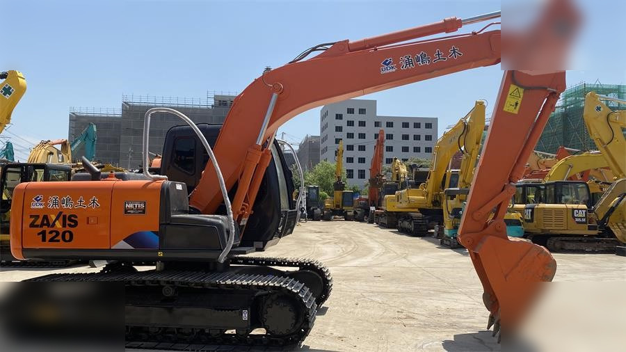 HITACHI ZX120 - 履带式挖掘机:图2 HITACHI ZX120 - 履带式挖掘机:图2
