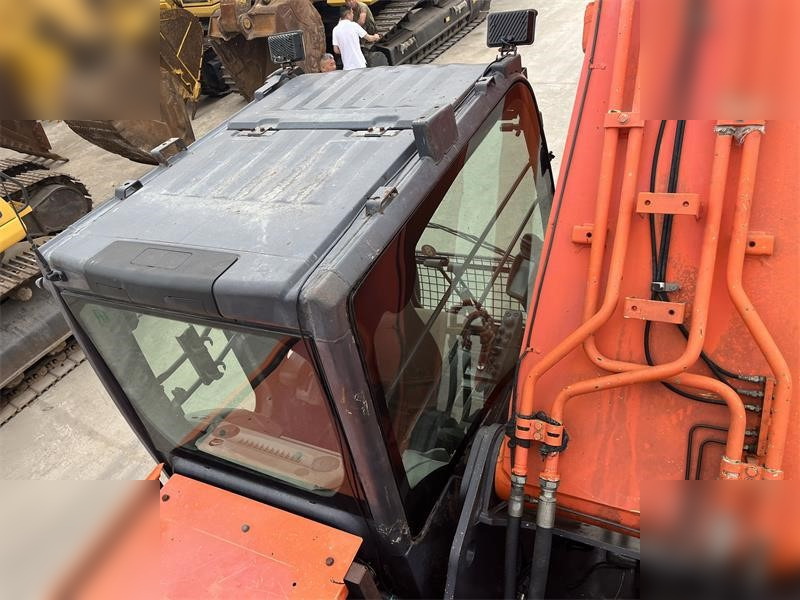 HITACHI ZX350H-5G - 履带式挖掘机:图3 HITACHI ZX350H-5G - 履带式挖掘机:图3