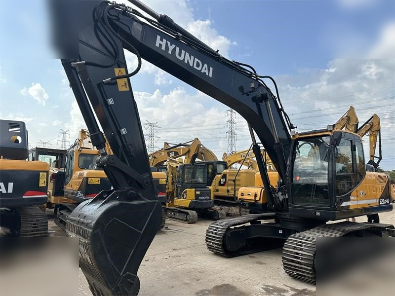 HYUNDAI ROBEX 220 LC-9S - 履带式挖掘机:图4 HYUNDAI ROBEX 220 LC-9S - 履带式挖掘机:图4
