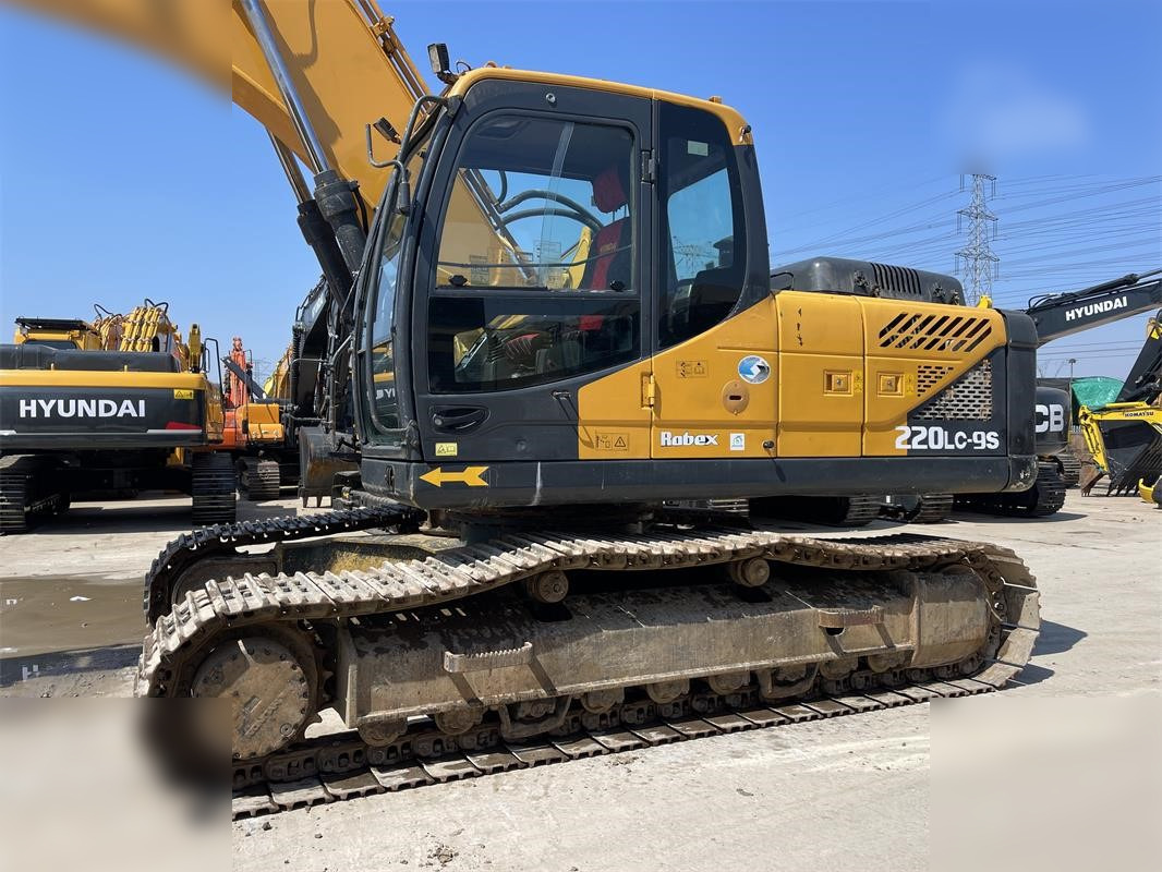 HYUNDAI ROBEX 220 LC-9S - 履带式挖掘机:图5 HYUNDAI ROBEX 220 LC-9S - 履带式挖掘机:图5