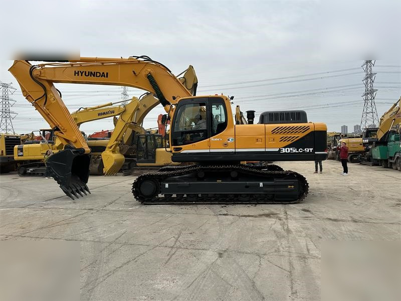 HYUNDAI ROBEX 305 LC-9T - 履带式挖掘机:图1 HYUNDAI ROBEX 305 LC-9T - 履带式挖掘机:图1