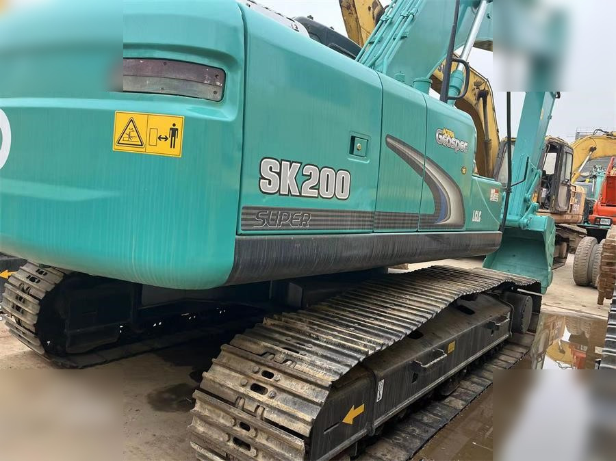 KOBELCO SK200-8 - 履带式挖掘机:图1 KOBELCO SK200-8 - 履带式挖掘机:图1