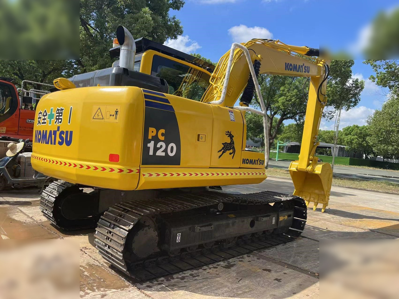KOMATSU PC120-8 - 履带式挖掘机:图4 KOMATSU PC120-8 - 履带式挖掘机:图4