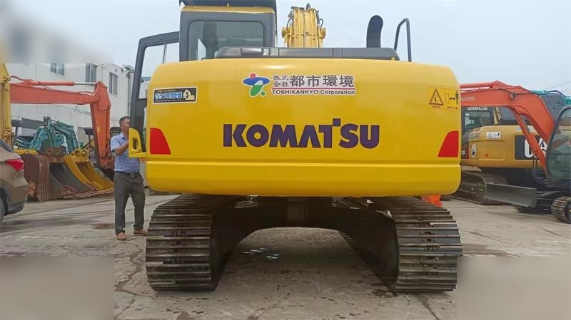 KOMATSU PC130-7 - 履带式挖掘机:图4 KOMATSU PC130-7 - 履带式挖掘机:图4