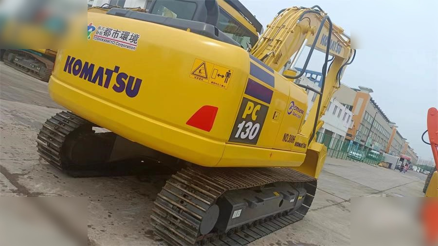 KOMATSU PC130-7 - 履带式挖掘机:图5 KOMATSU PC130-7 - 履带式挖掘机:图5