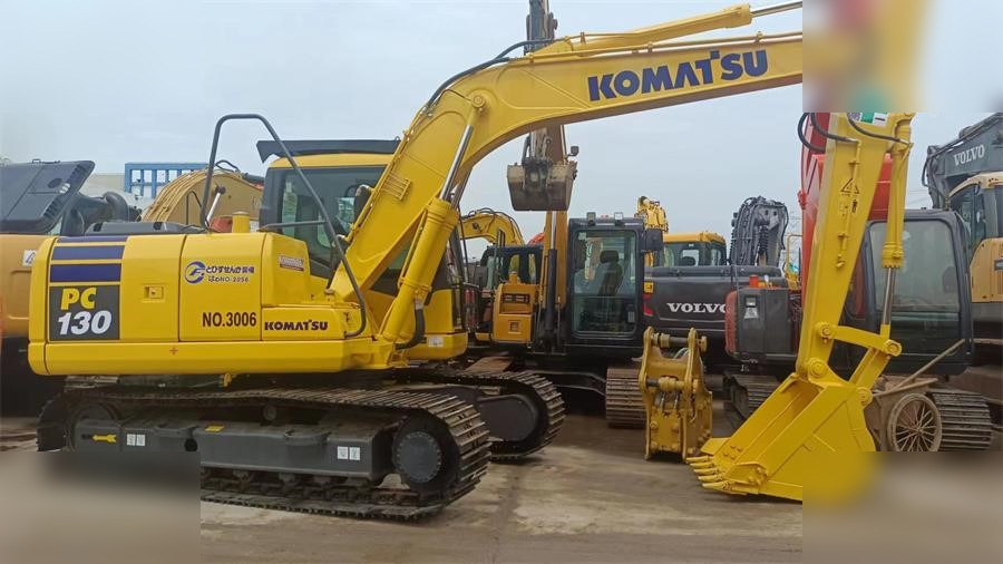 KOMATSU PC130-7 - 履带式挖掘机:图3 KOMATSU PC130-7 - 履带式挖掘机:图3