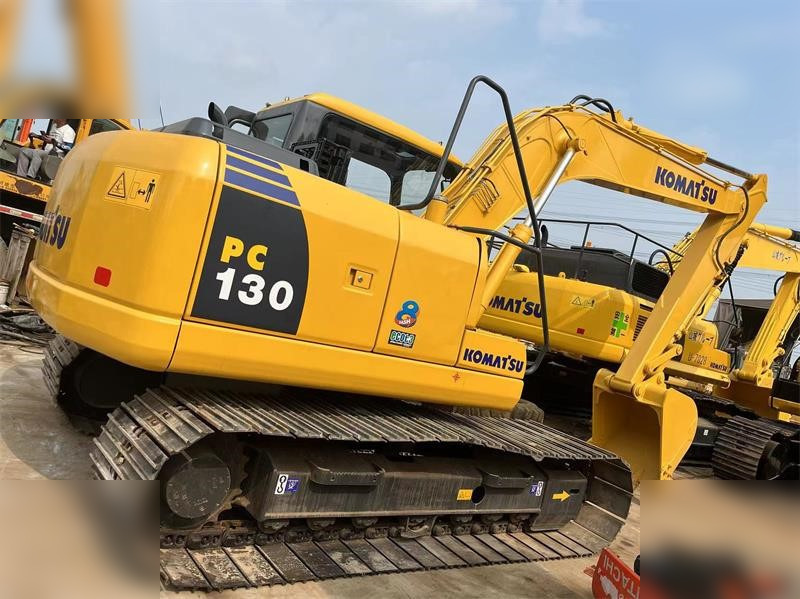 KOMATSU PC130-7 - 履带式挖掘机:图2 KOMATSU PC130-7 - 履带式挖掘机:图2