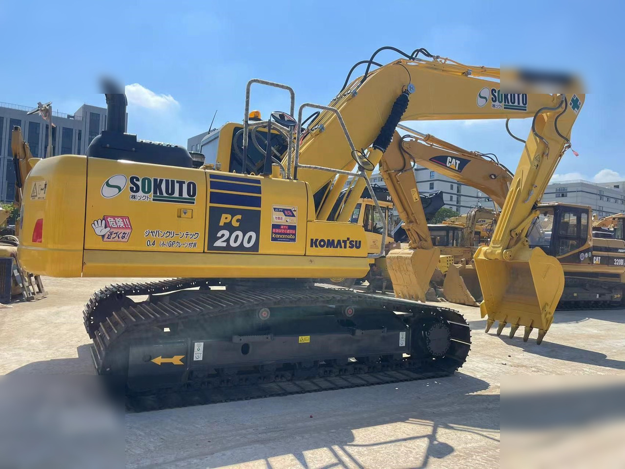 KOMATSU PC200-8 - 履带式挖掘机:图3 KOMATSU PC200-8 - 履带式挖掘机:图3