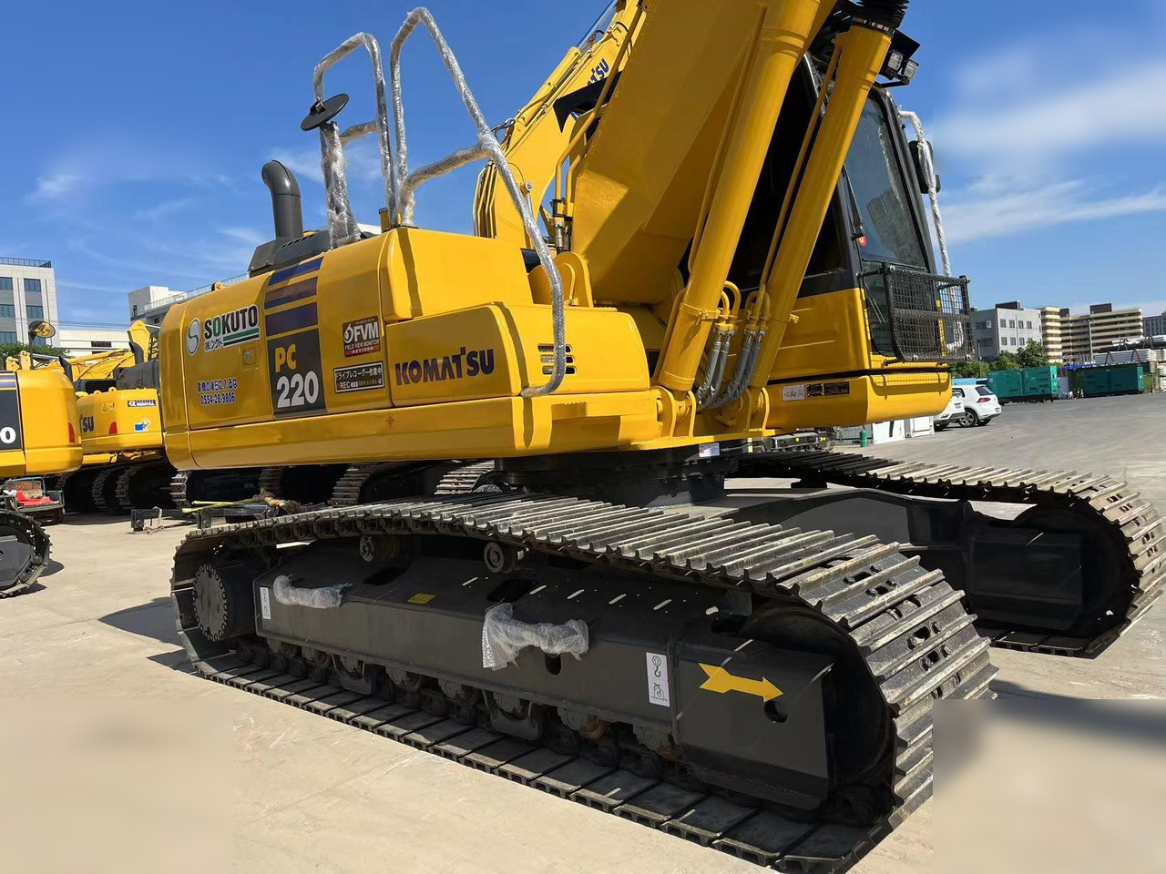 KOMATSU PC220-8 - 履带式挖掘机:图4 KOMATSU PC220-8 - 履带式挖掘机:图4