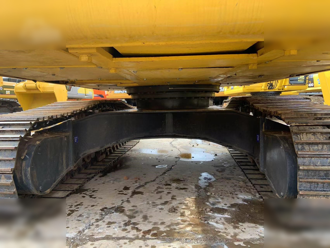 KOMATSU PC220-8 - 履带式挖掘机:图5 KOMATSU PC220-8 - 履带式挖掘机:图5