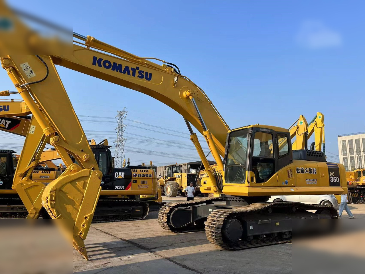 KOMATSU PC350-7 - 履带式挖掘机:图5 KOMATSU PC350-7 - 履带式挖掘机:图5