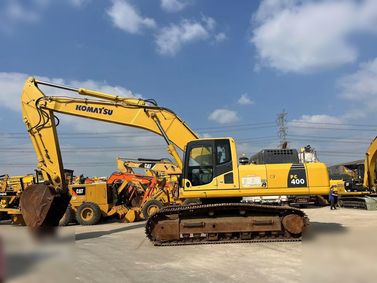 KOMATSU PC400-8R - 履带式挖掘机:图1 KOMATSU PC400-8R - 履带式挖掘机:图1