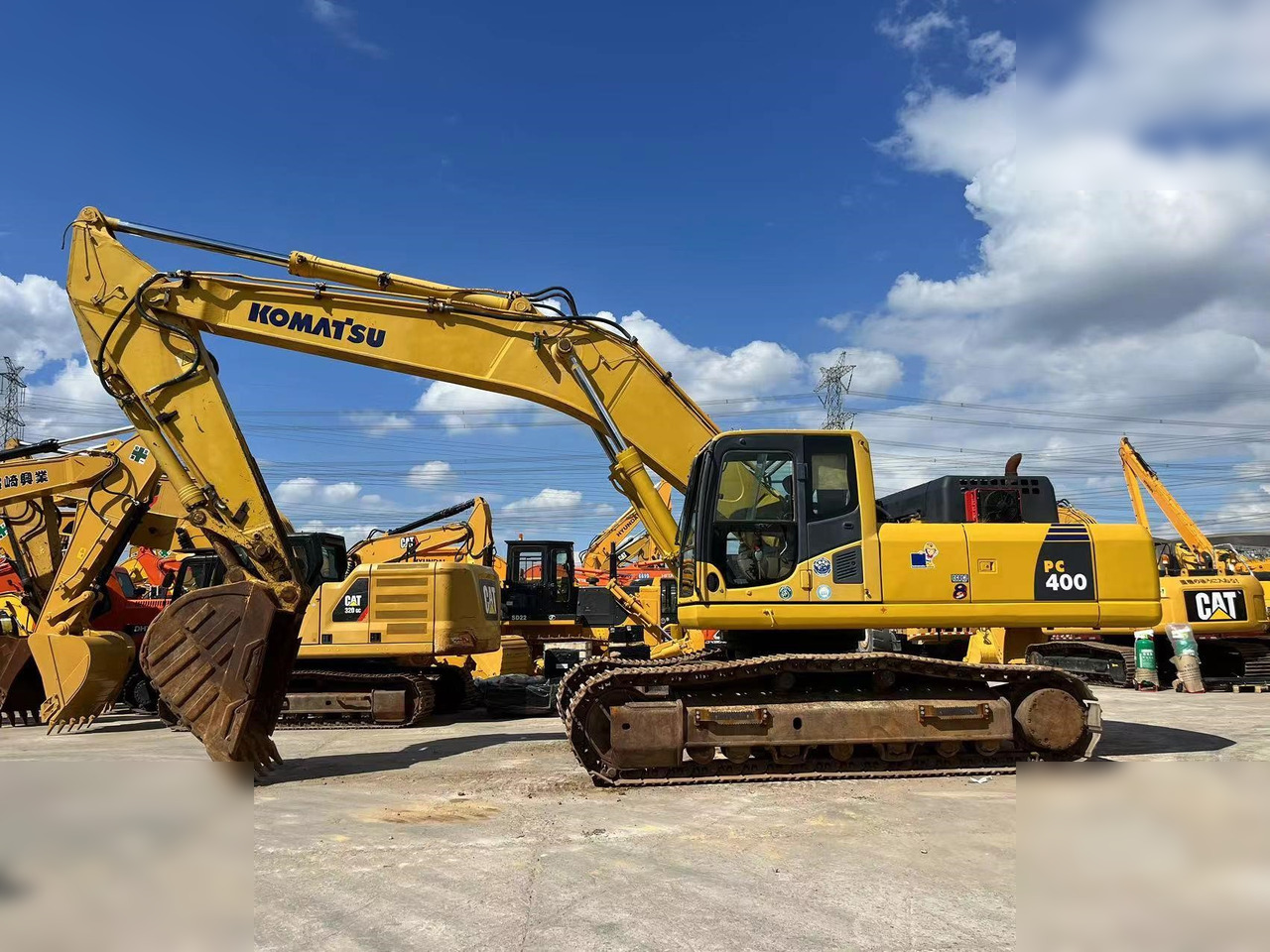 KOMATSU PC400-8R - 履带式挖掘机:图1 KOMATSU PC400-8R - 履带式挖掘机:图1